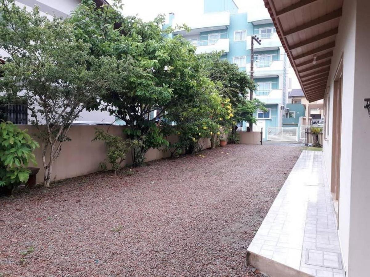 Casa De 03 Dormitorios No Centro De Bombinhas Εξωτερικό φωτογραφία
